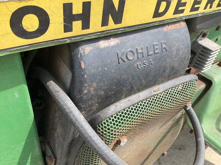 john-deere-112-image-10