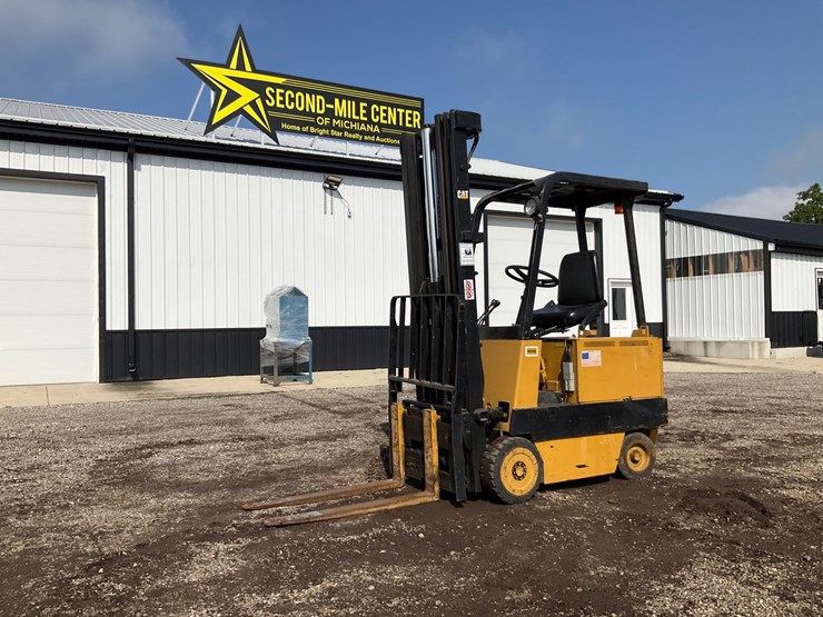 caterpillar-mc30-image-1