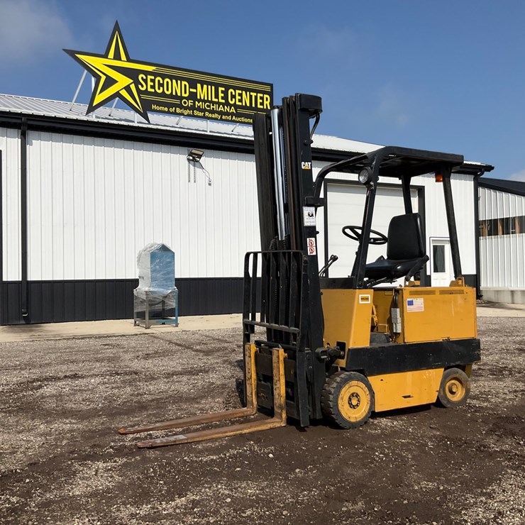 CATERPILLAR MC30