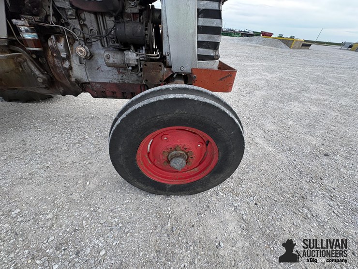 massey-ferguson-175-image-18