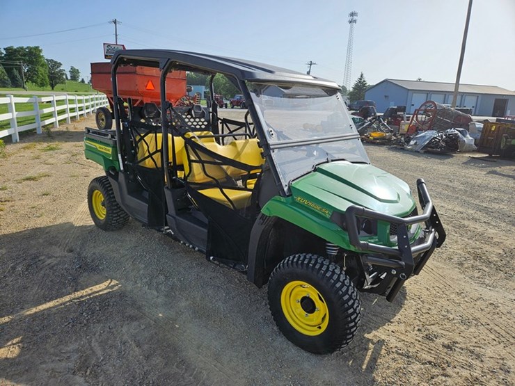 john-deere-gator-image-7