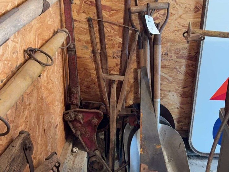 shovels,-jobbers,-saw,-and-more-image-1