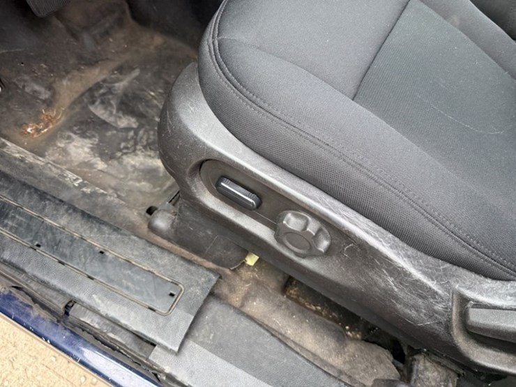 2018-ford-explorer-image-23