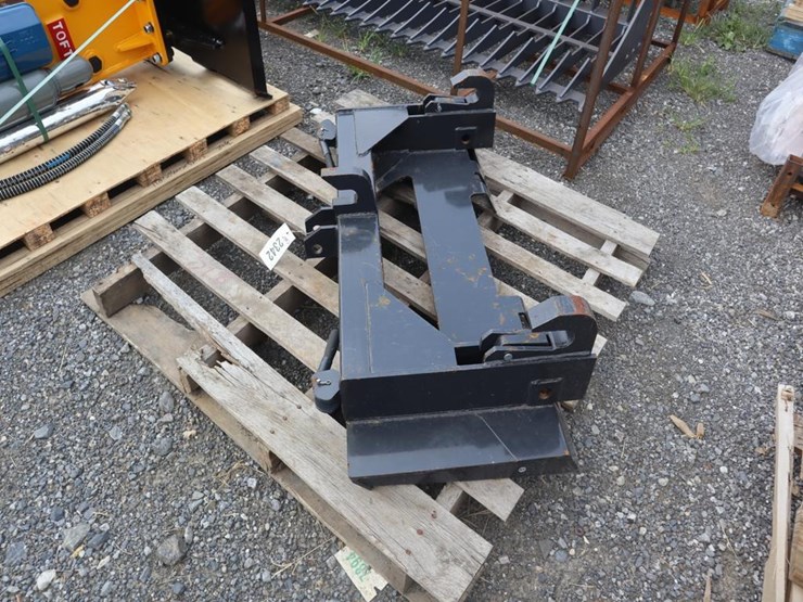 qa-to-3pt-hitch-adapter-image-3