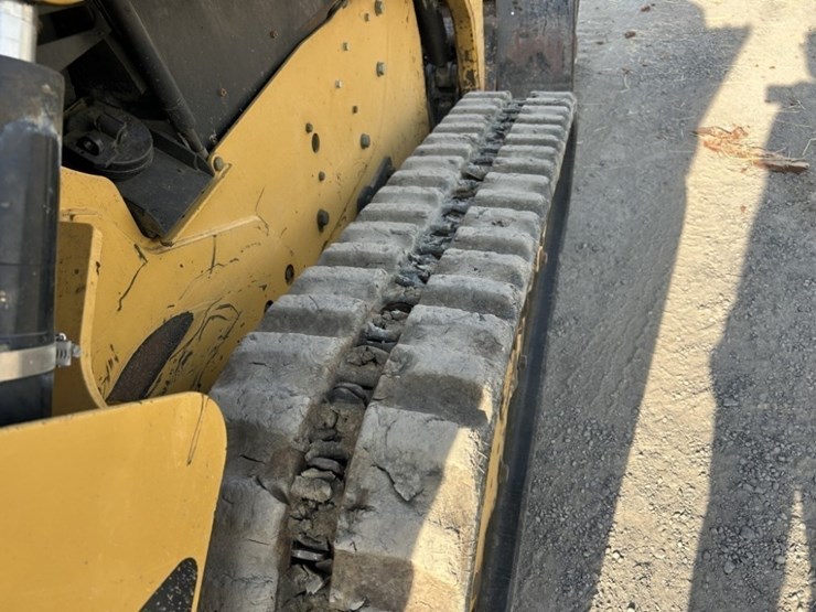 caterpillar-259b-image-17