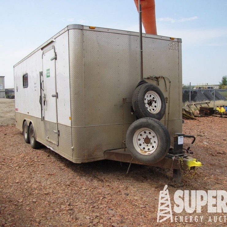 2012 MIDDLEBURY T/A 8'6"W x 20'L Crew Trailer