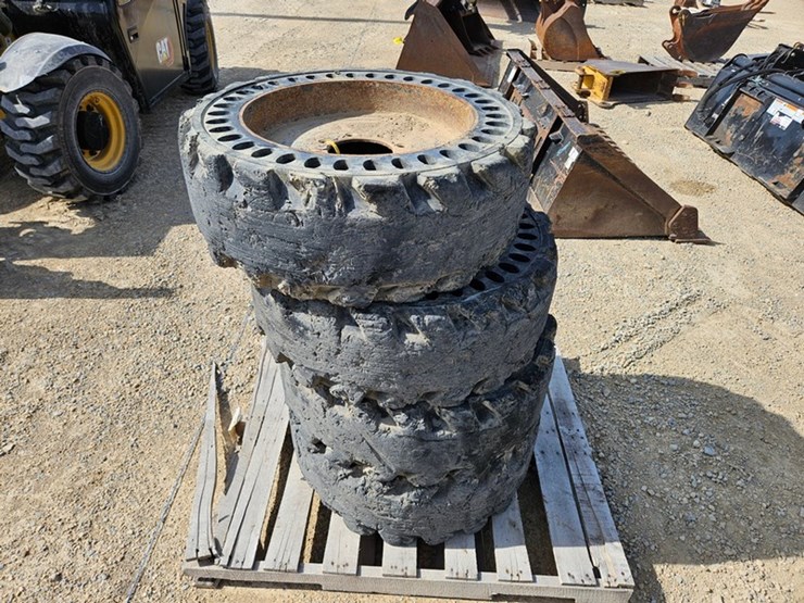 #45-•-brawley-solid-tires-&-rims-image-2