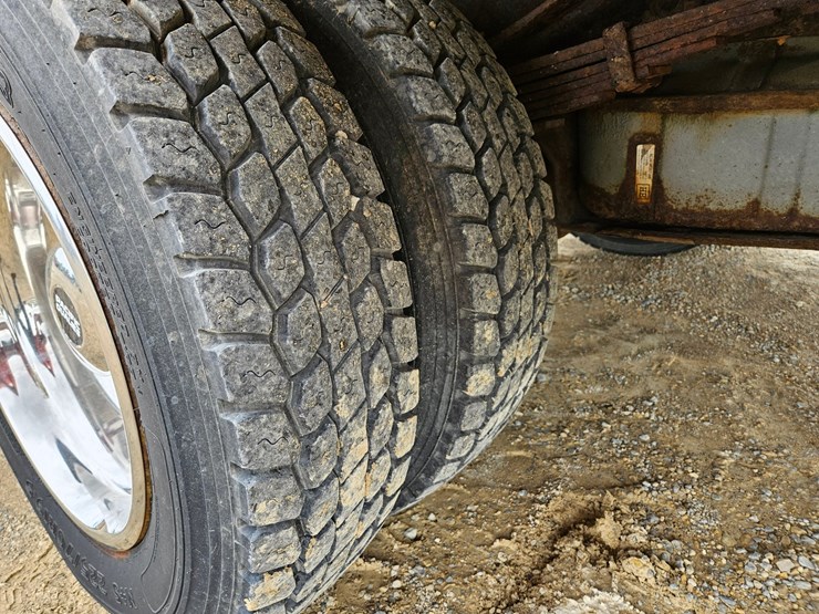 2008-ford-f550-image-61