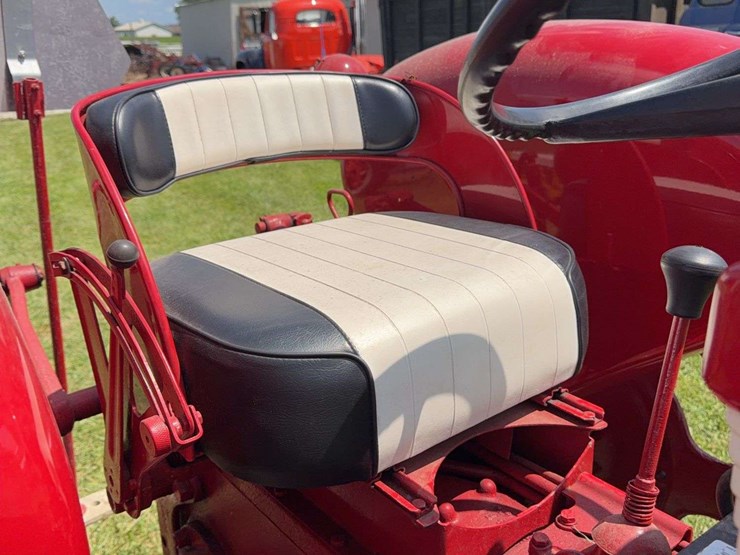 1958-farmall-240-image-24