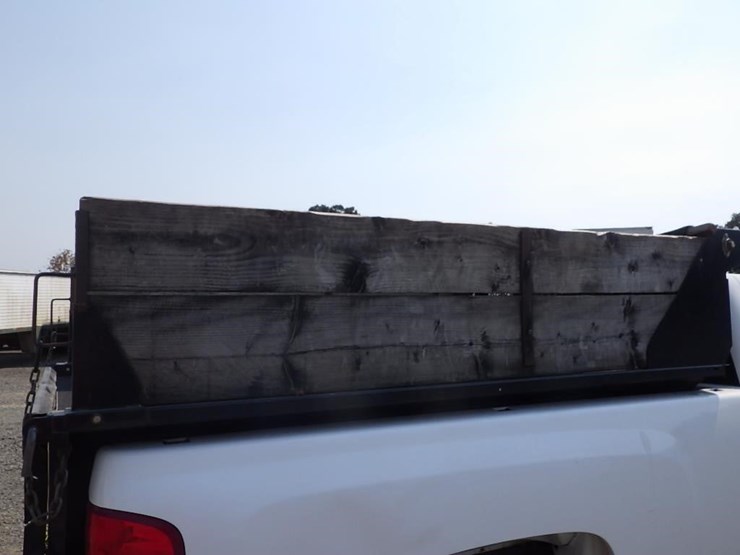 2013-chevrolet-2500-image-21