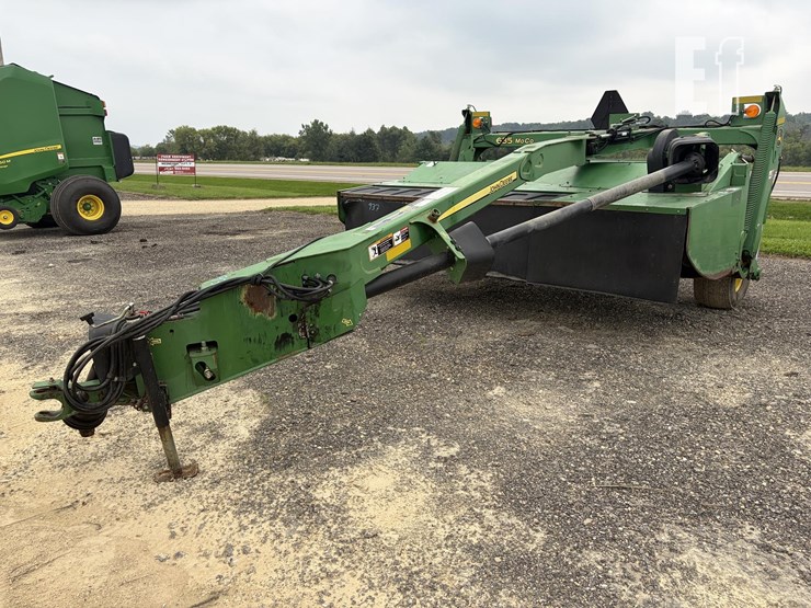 2009-john-deere-635-image-1