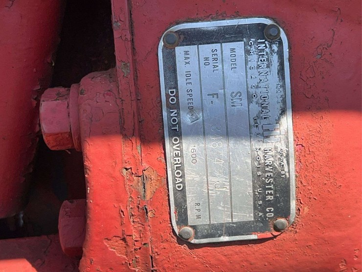 1953-farmall-super-m-image-20