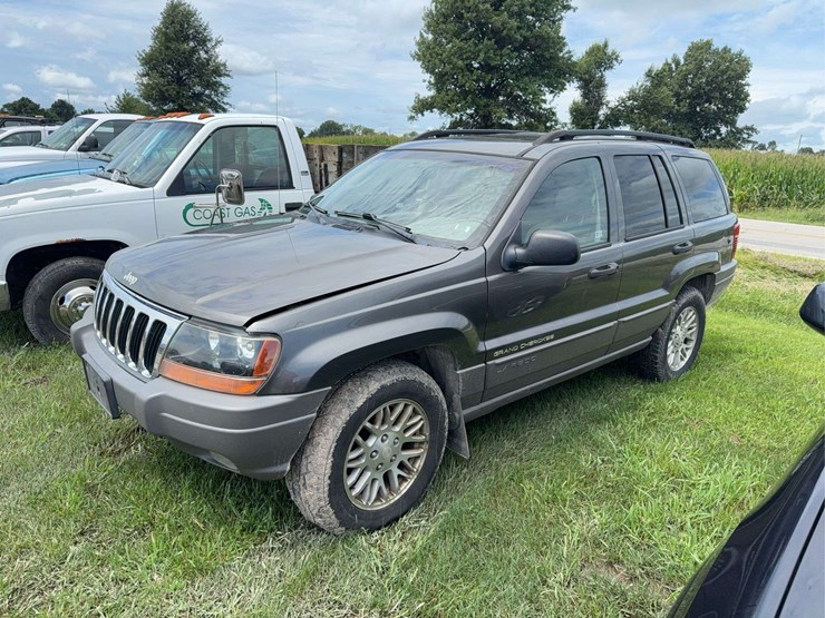2002-jeep-grand-cherokee-image-1