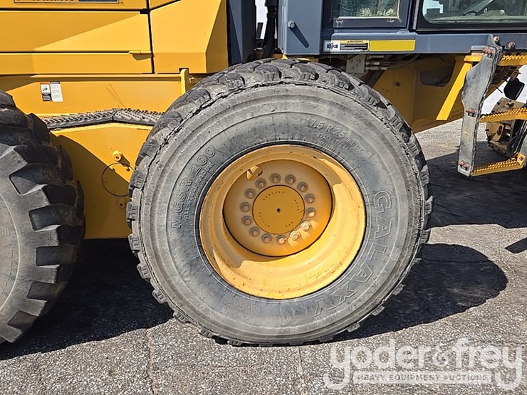 2016-deere-672gp-image-16