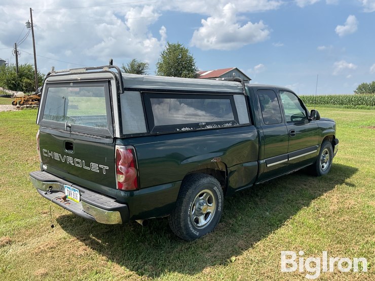 2004-chevrolet-silverado-1500-image-5
