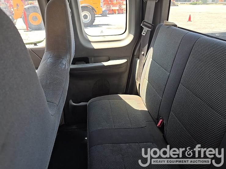 2001-ford-f150-xl-image-29