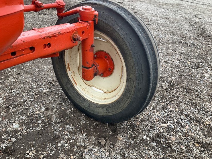 1957-allis-chalmers-d14-image-11