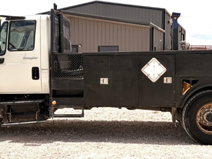 2010-international-durastar-4300-image-8