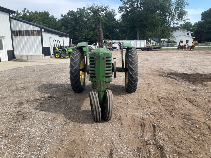 1943-john-deere-model-b-image-6