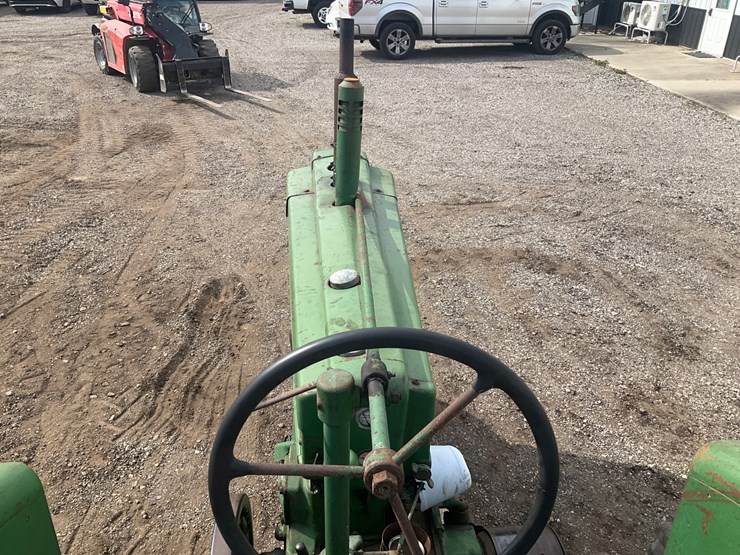1943-john-deere-model-b-image-24