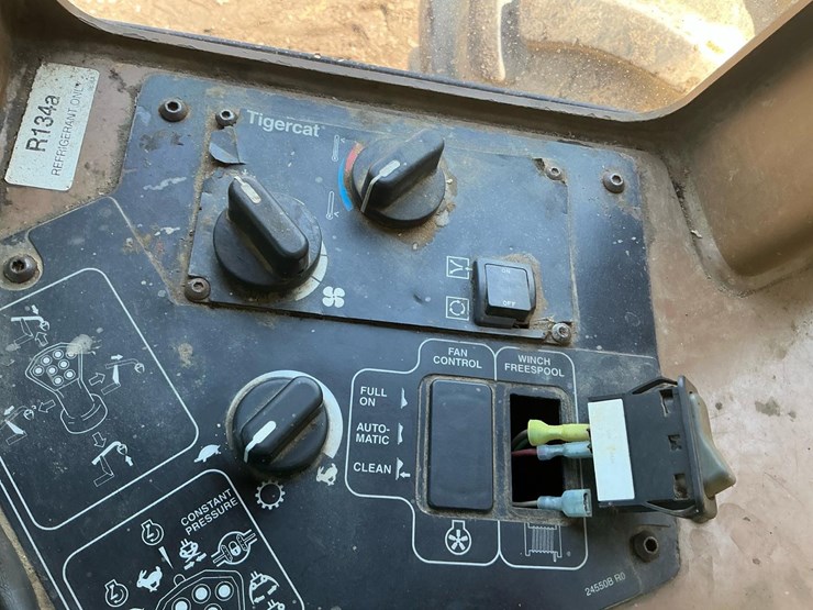 2004-tigercat-620c-image-77