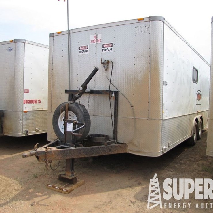 2012 MIDDLEBURY 8'6"W x 20'L Crew Trailer