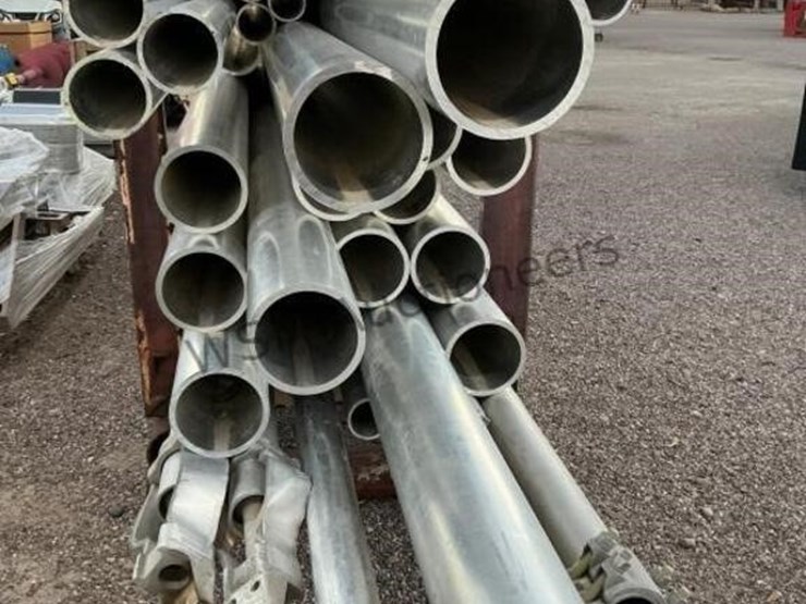 large-rack-of-asst-aluminum-pipe-image-5