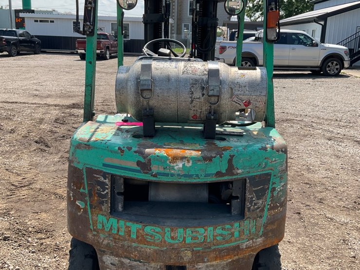 mitsubishi-fg25-image-4