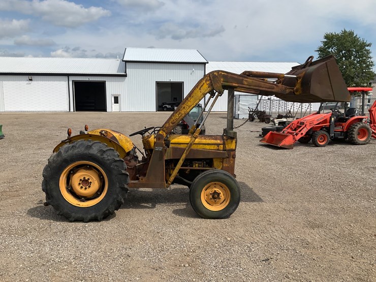 1954-massey-ferguson-202-image-6