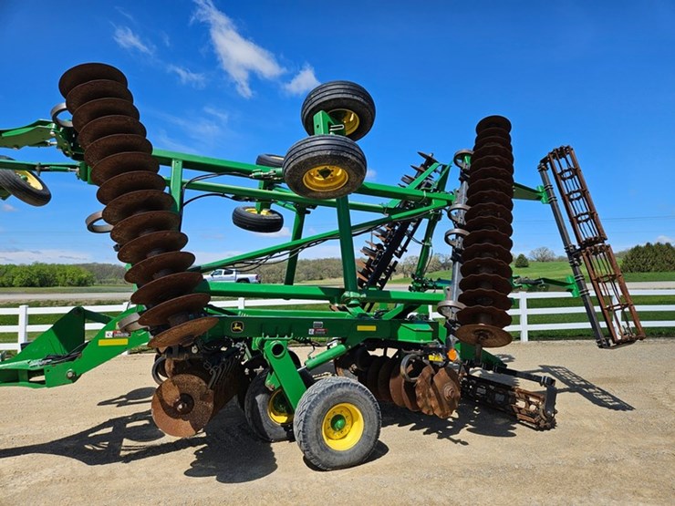 john-deere-2623vt-image-28