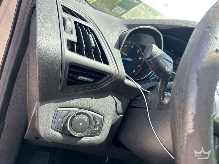 2015-ford-escape-image-15