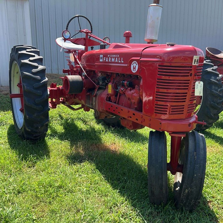 1953 Farmall Super H