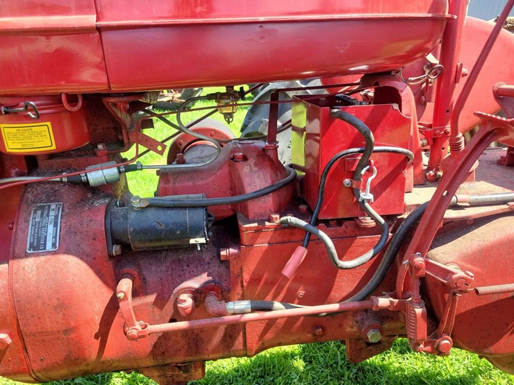 1941-farmall-m-with-m&w-nine-speed-transmission-image-14