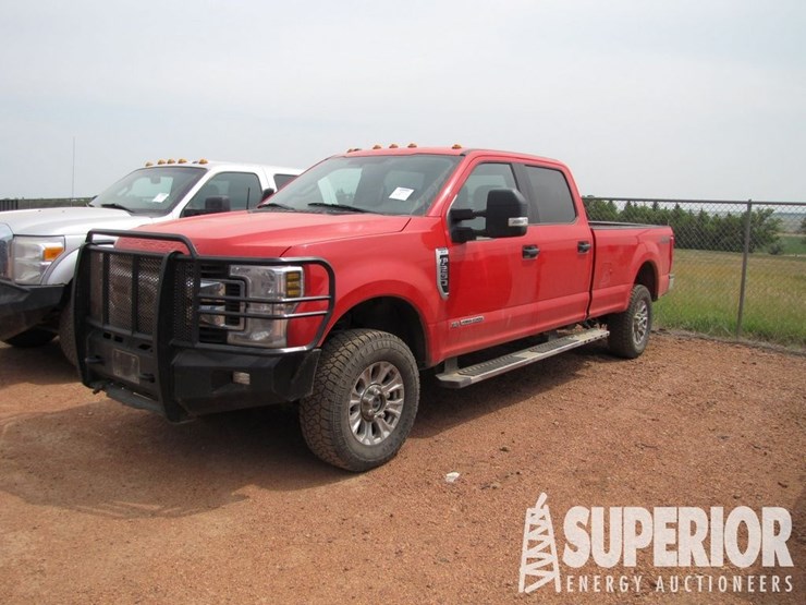 2019-ford-f250-xlt-image-1