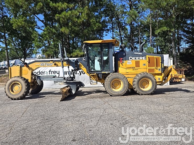 2016-deere-672gp-image-2