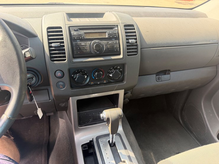2008-nissan-pathfinder-image-11