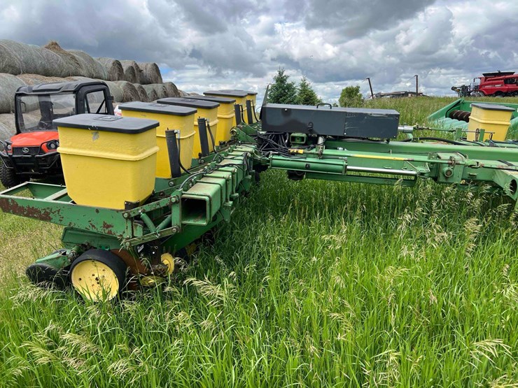 john-deere-7000-image-9