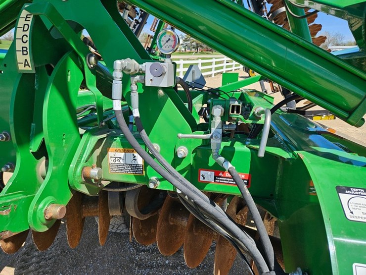 john-deere-2623vt-image-71