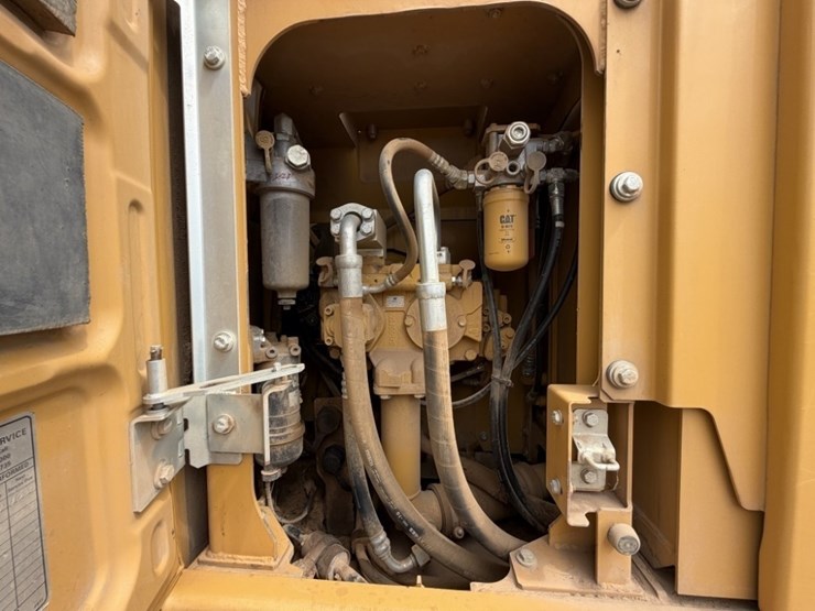 2014-caterpillar-320elrr-image-33