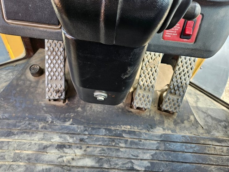 deere-624j-image-30