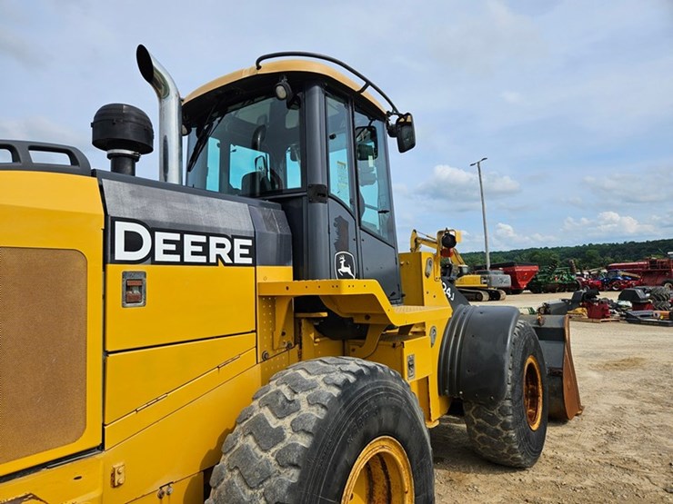 deere-624j-image-23