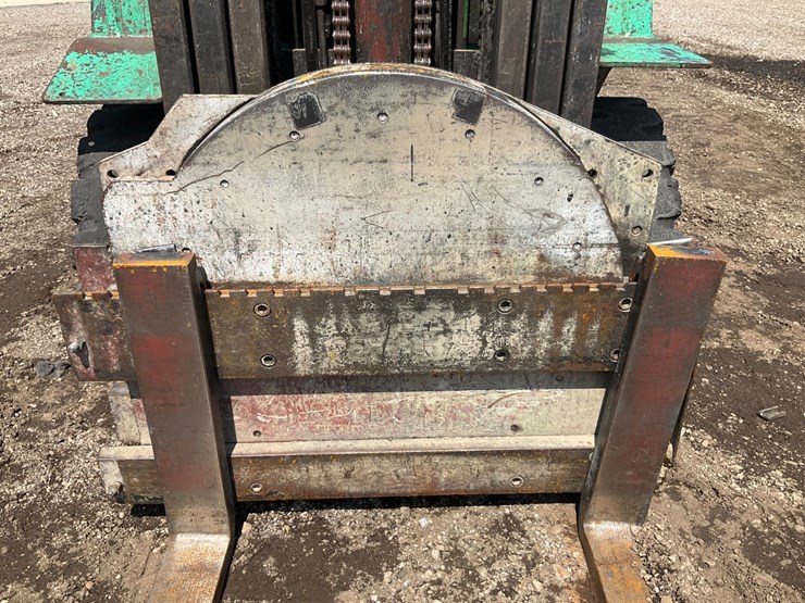 mitsubishi-fg25-image-11