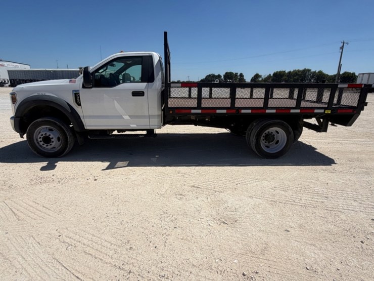 2019-ford-f550-image-8