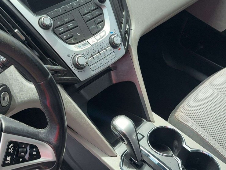 2014-chevrolet-equinox-image-9