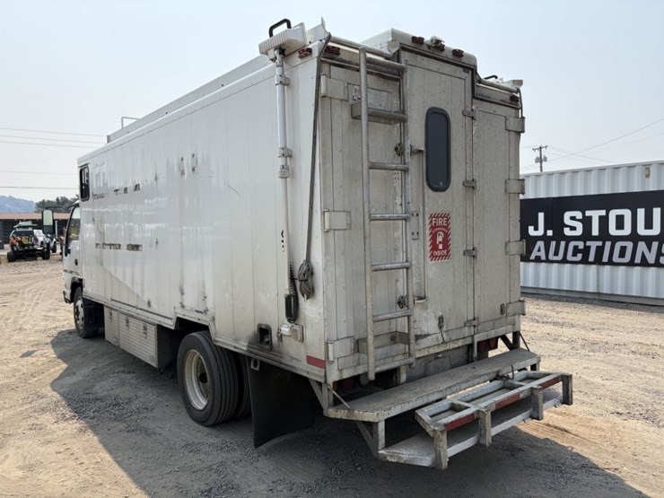 2007-gmc-w5500hd-image-6