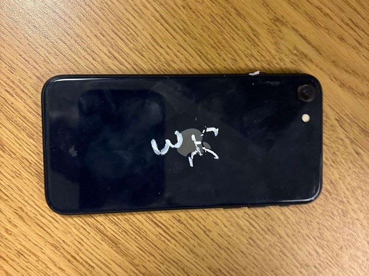iphone-se3s-iphone-iphone-7s-iphone-6s-image-3