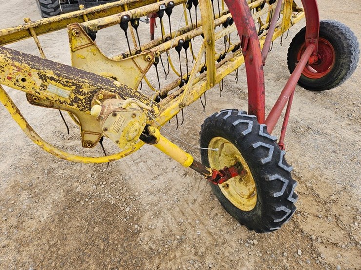 new-holland-256-image-15