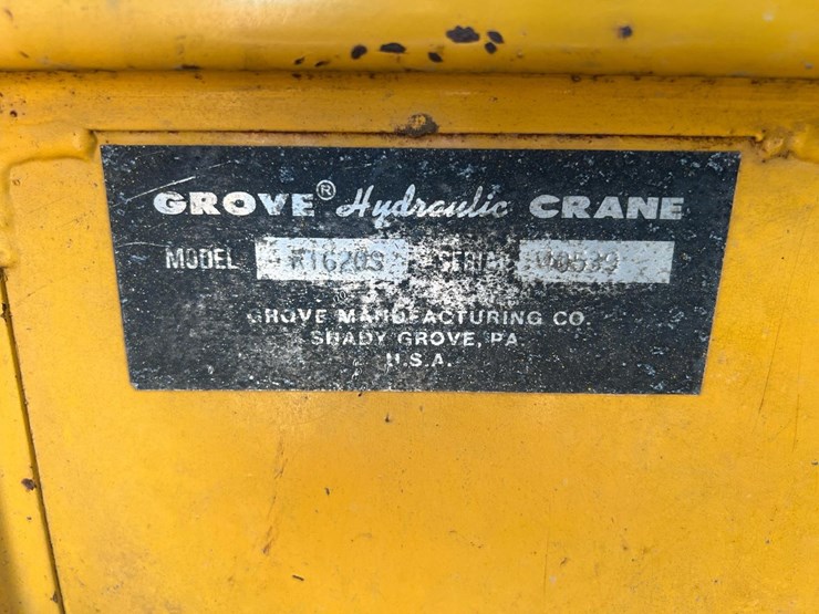 #134-•-1977-grover-rt620s-rough-terrain-crane-image-38