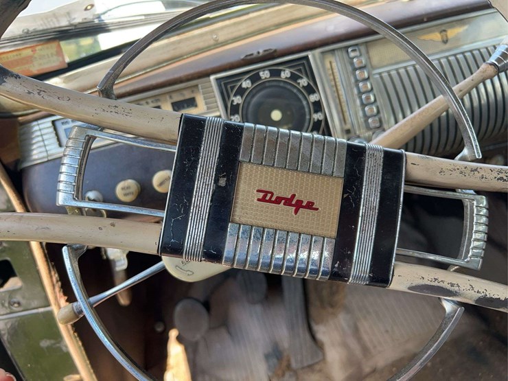 1941-dodge-fluid-drive-image-17