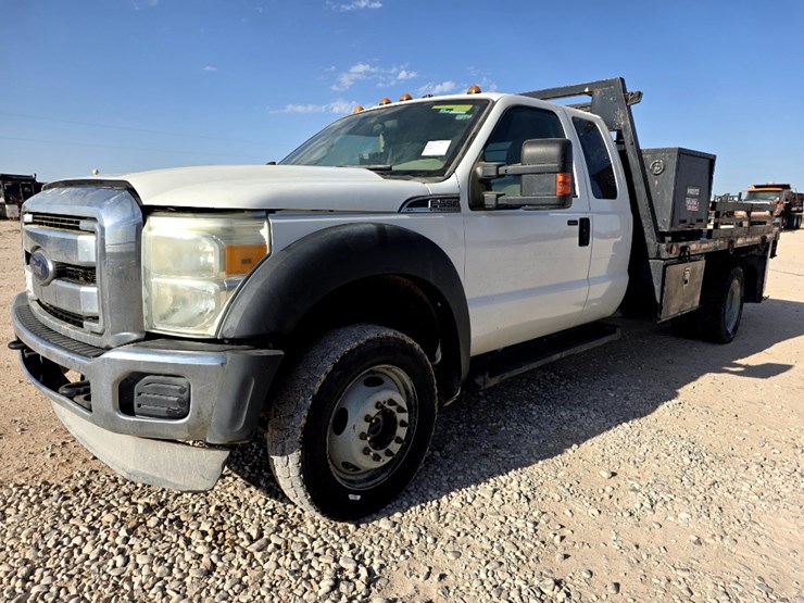 2013-ford-f550-image-1